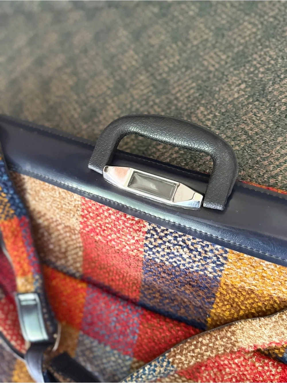 Skyway Luggage Plaid‎ Rainbow Retro Tweed Garment Bag